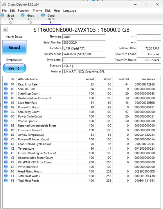 QNAP NAS com disco 16 TB