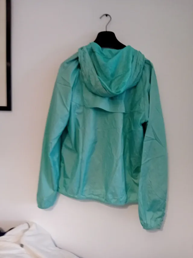 Chaqueta Nike Deportiva Teal y Multicolor