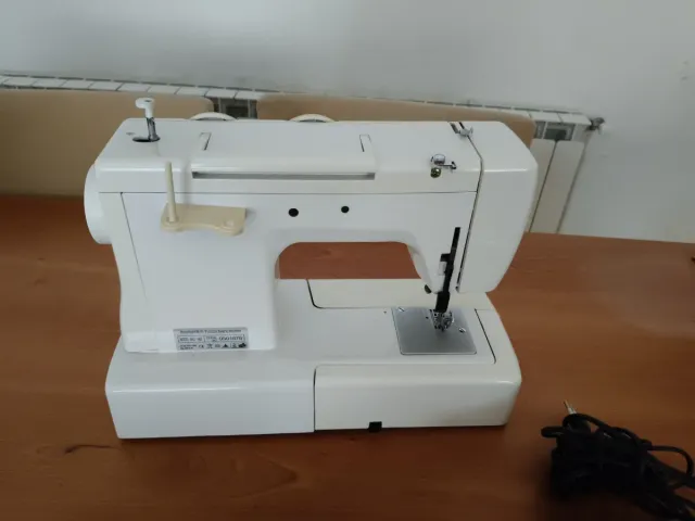 Máquina de coser Ansonic AHJ-685