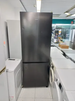 NEVERA SAMSUNG NUEVA CON TARA COLOR INOX OSCURO