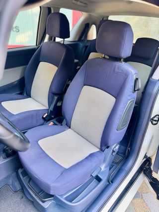 Se Vende Peugeot 1007 1.4 Pegatina “C”