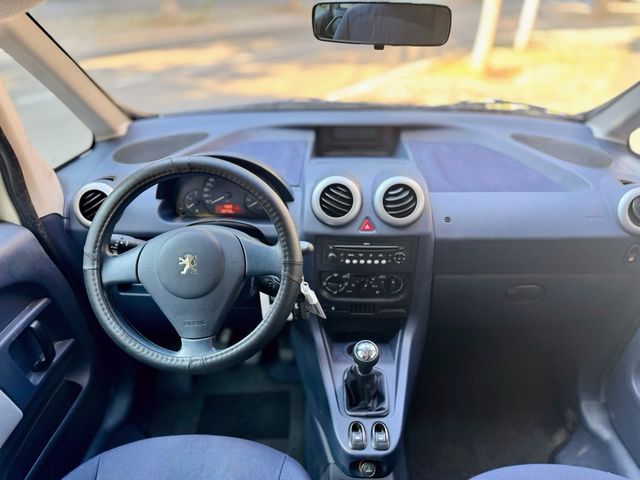 Se Vende Peugeot 1007 1.4 Pegatina “C”