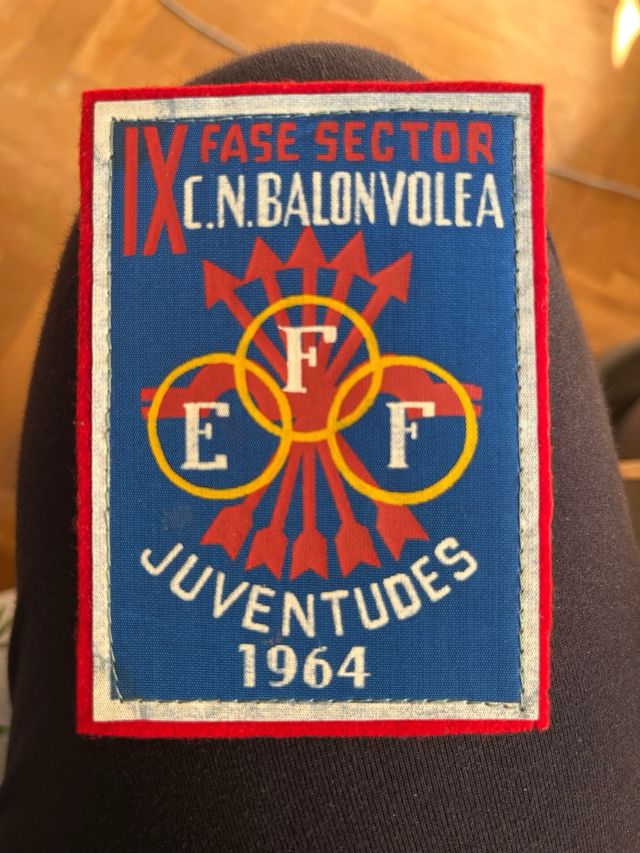 Parche Frente Juventudes 1964