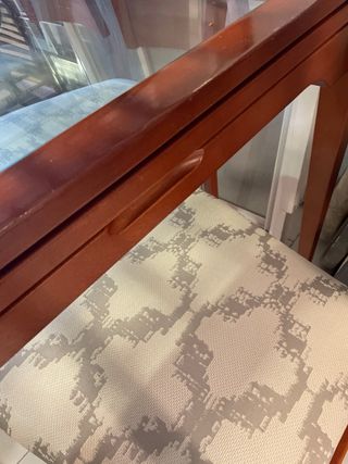 Mesa de comedor extensible con 6 sillas