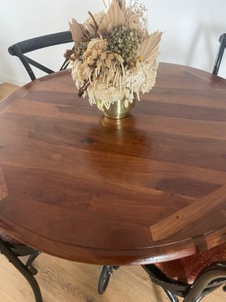 Mesa redonda madera y forja + 4 sillas