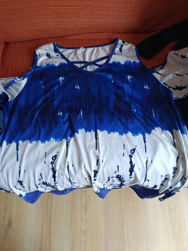 Camiseta mujer azul y blanca