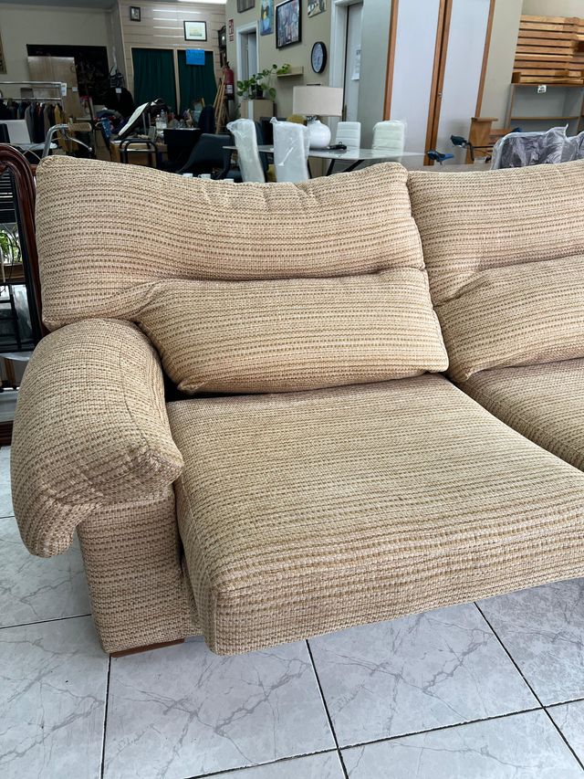 Sofá chaiselongue 3 plazas asientos deslizantes