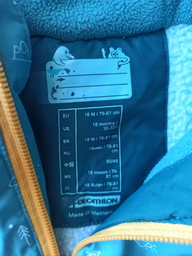 Pack chaqueta, manoplas, gorro y Braga nieve