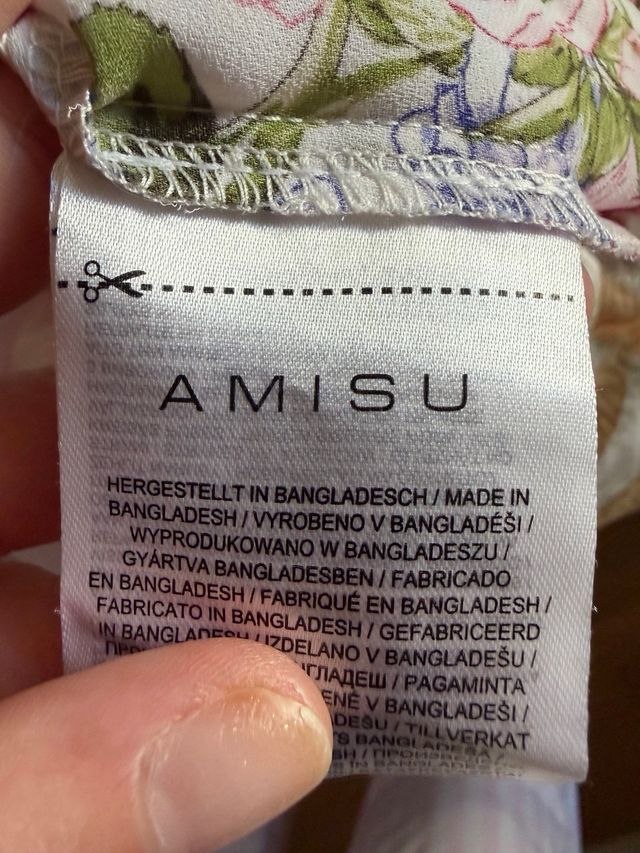 Camiseta rosa floral sin mangas