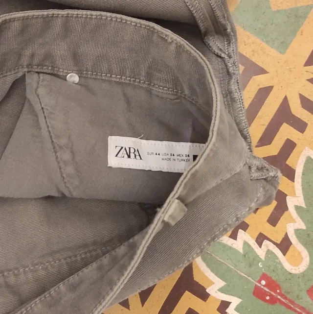 Pantalón Zara Baggy