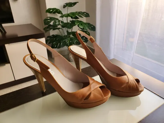 Zapatos de tacón ETIEM marrones, pura piel