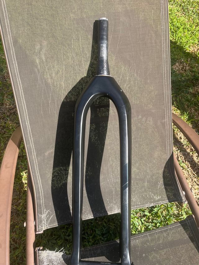 Horquilla Carbono 29er Boost Rígida