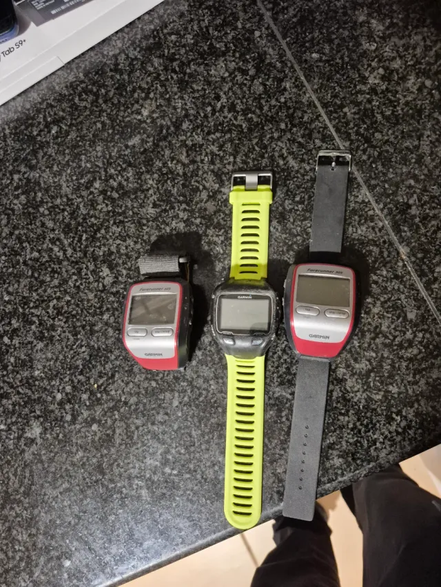 3 Relojes GPS Garmin Forerunner