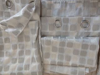 Tende lunghe a quadretti beige e grigio