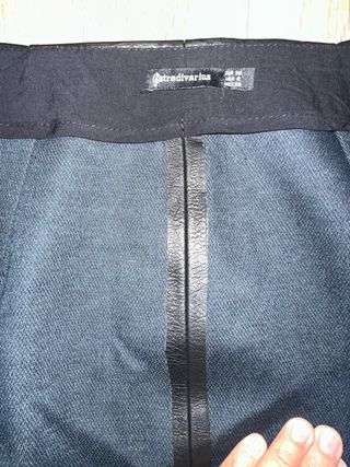 Falda efecto piel Stradivarius Talla M