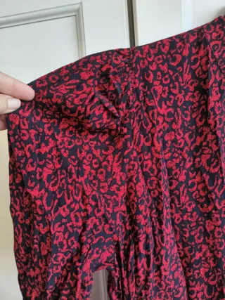 Vestido ZARA estampado leopardo rojo y negro