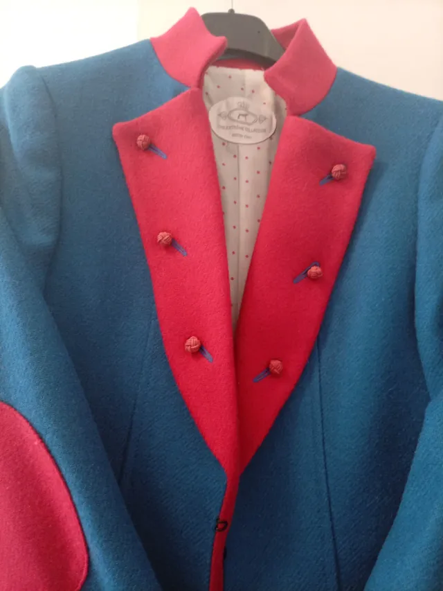 Elegante chaqueta British Chic.de lana fría.