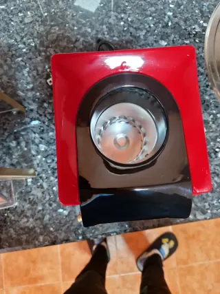 Máquina de Palomitas Roja y Dorada