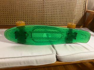 Monopatín Penny Board Verde Transparente