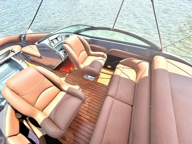 Celebrity BowRider 180