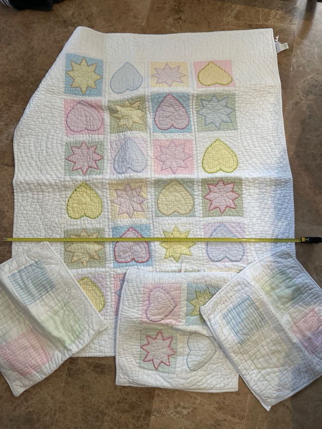 Colcha cuna infantil estrellas y corazones