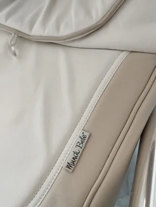 Carrito de bebé 3 en 1 polipiel muy bonito