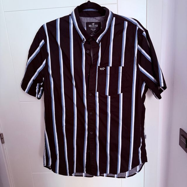 Camisa Hollister Rayas Azul y Blanca Talla L