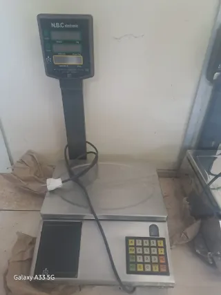 Tre Bilance Elettroniche