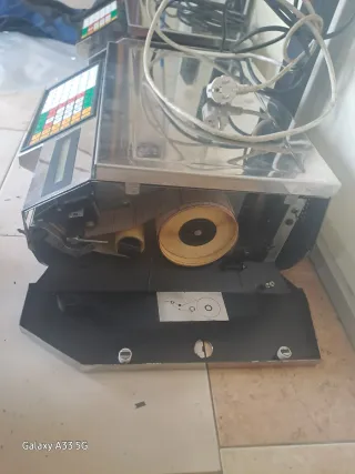 Tre Bilance Elettroniche