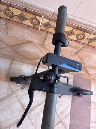 Patinete eléctrico negro