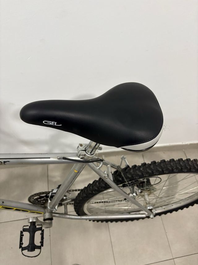 Bicicleta Decathlon Rockrider Plata