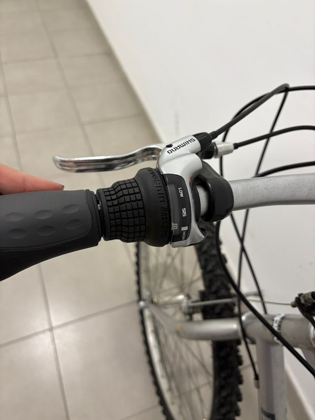 Bicicleta Decathlon Rockrider Plata