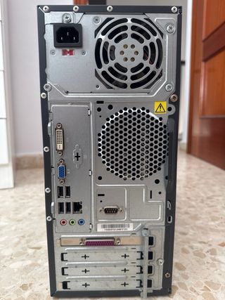 Torre PC Lenovo ThinkCentre Windows 8