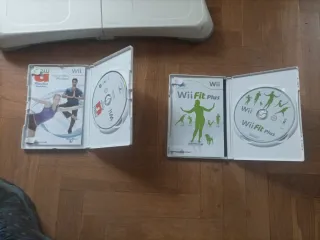 Juegos Wii Fit Plus y Yoga Wii con plataforma