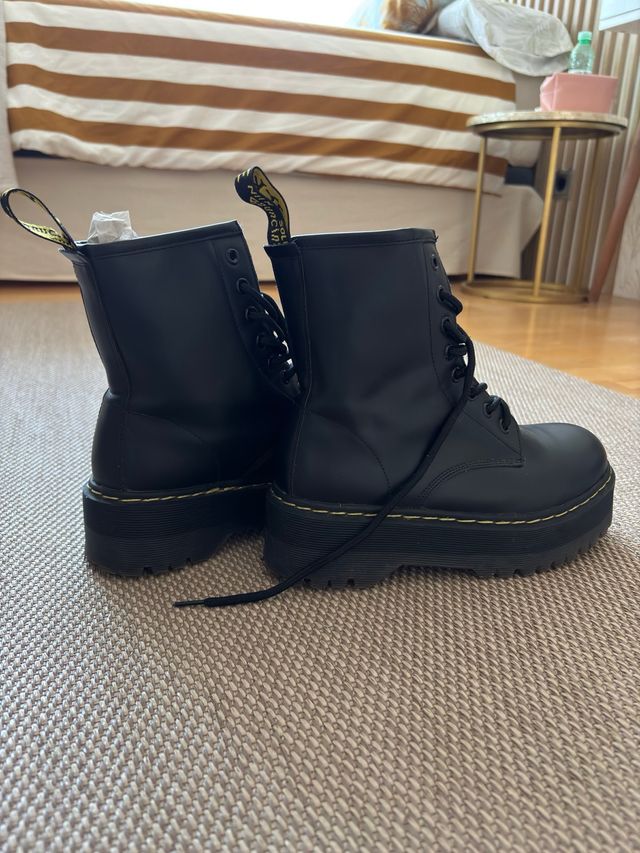 Botas estilo Dr. Martens Negras Plataforma