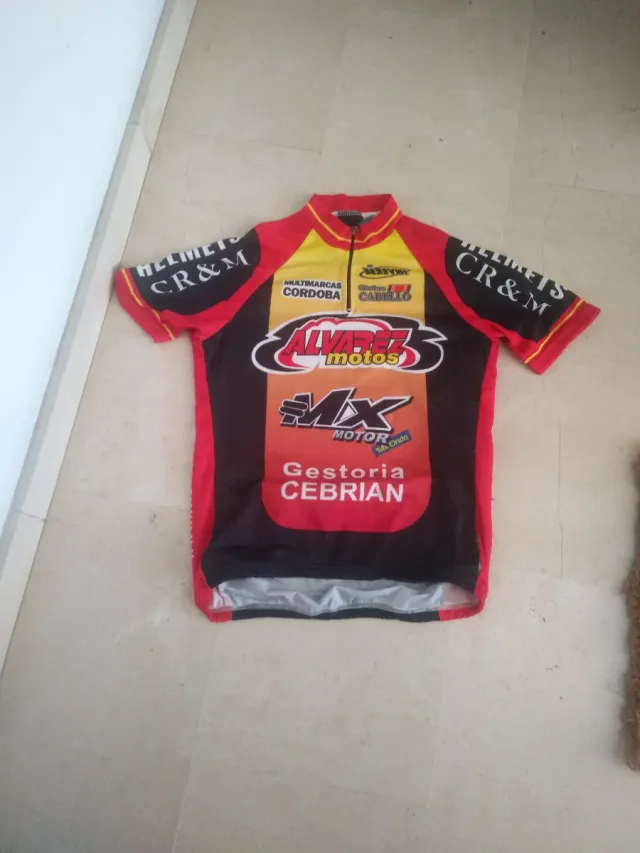 3 Cascos de Bicicleta