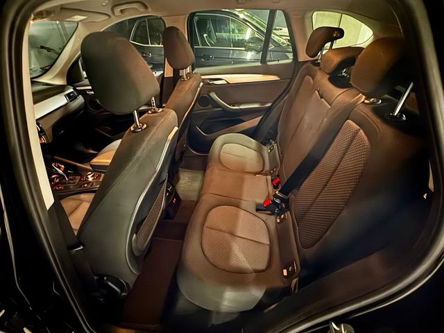 BMW X1 sDrive18d, año 2022