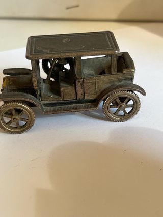 Modellino auto d'epoca