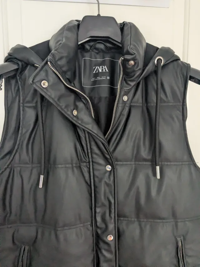 Chaleco acolchado polipiel Zara