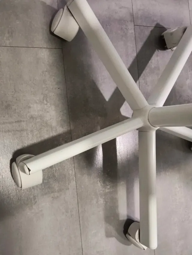 Silla de escritorio con ruedas