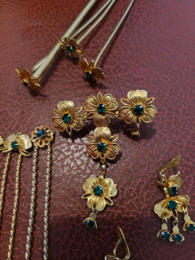 Aderezo Fallera Color Oro y Verde