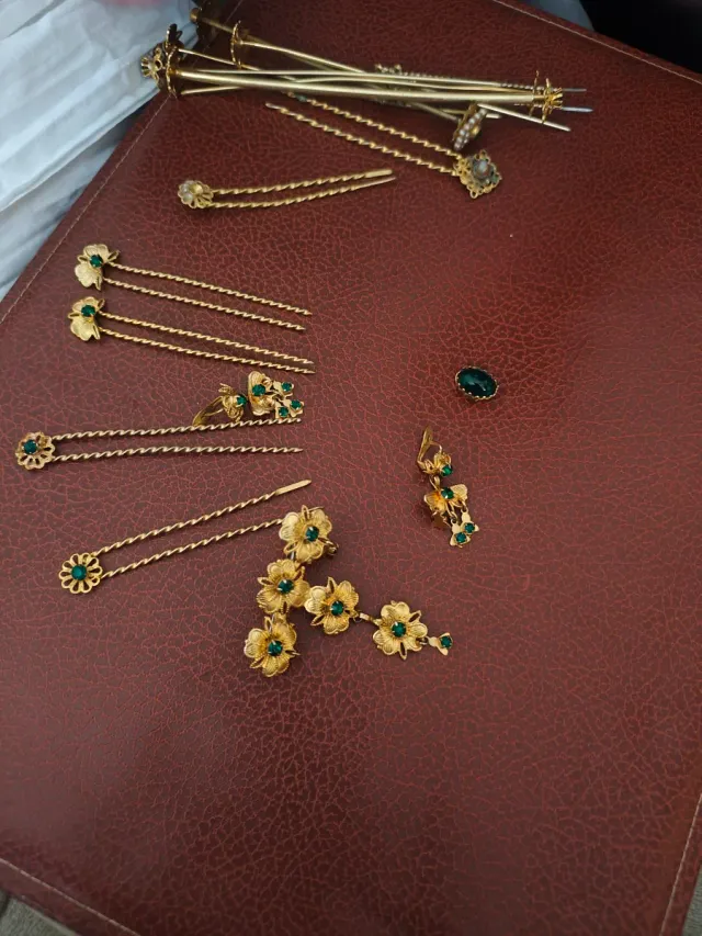 Aderezo Fallera Color Oro y Verde