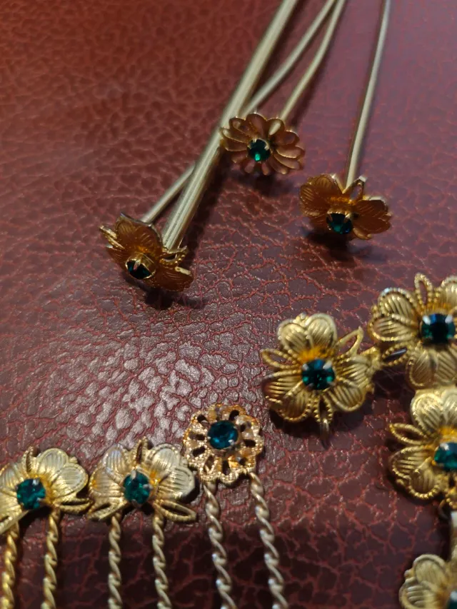 Aderezo Fallera Color Oro y Verde