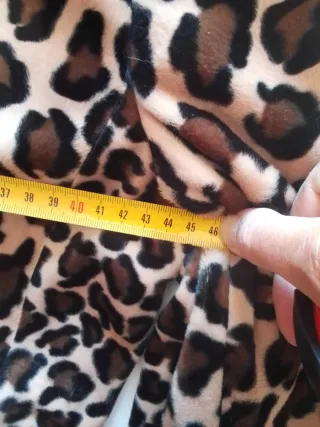 Abrigo estampado leopardo