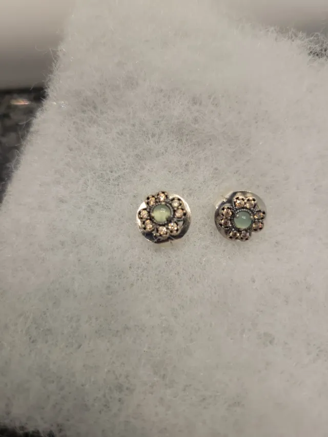 Pendientes Flor Circonitas Verdes y Plateados