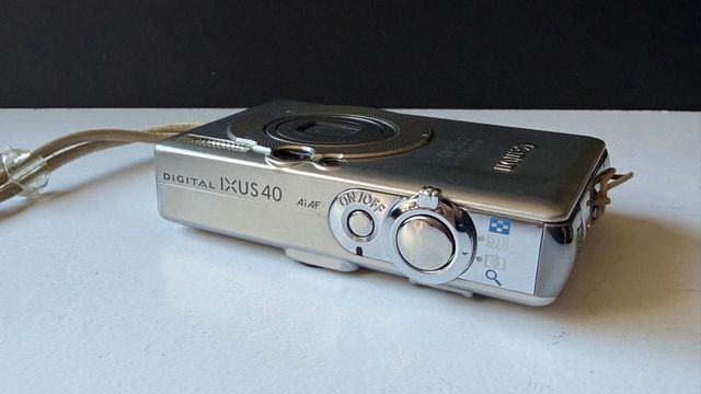 Cámara Canon Digital IXUS 40 Plata sin caja