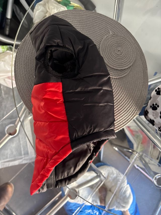 Abrigo para perro sin estrenar