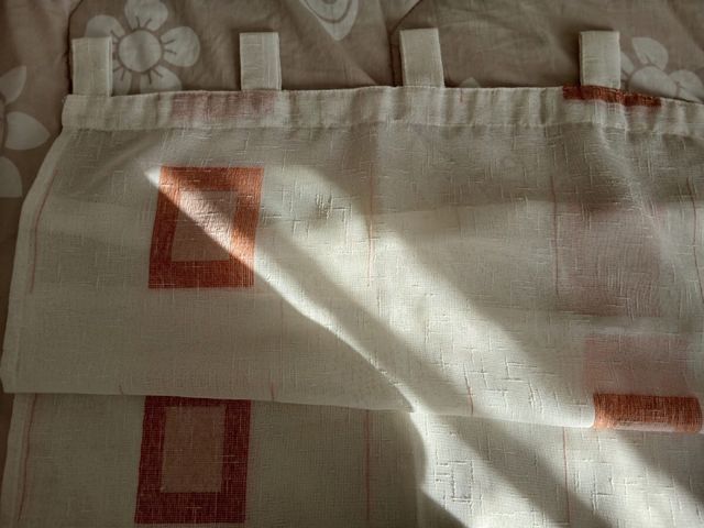 Tende a pannello medie arancioni e bianche