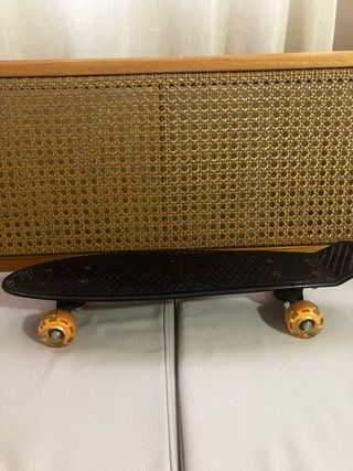 Monopatín Atlantinc Rift con Luces