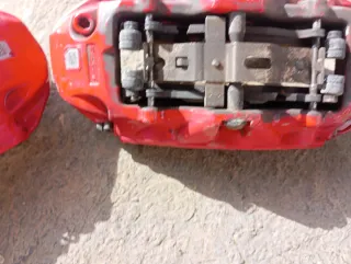 Pinzas Freno Mercedes AMG Rojas